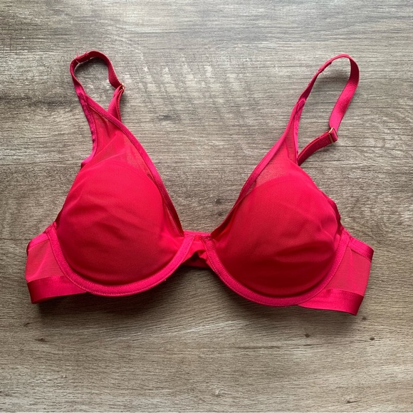 Soma Intimates & Sleepwear Soma Lightest Lift Mesh Plunge Bra